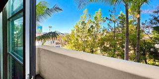 10795 Wilshire Boulevard Gallery 8