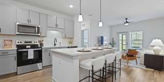 HōM at River Hills Gallery 22