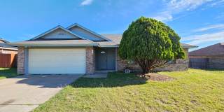 HUGE RENT REDUCTION & AVAILABLE NOW! Gallery 1