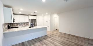 NEWER BUILD 3BD/2.5BA TOWNHOUSE IN NORTHWEST Gallery 16