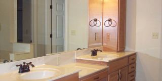 Beautiful 3 bedroom house in a quiet HOA neighborhood with lots of perks! Beautiful 3 bedroom house in a quiet HOA neighborhood with lots of perks! Gallery 8
