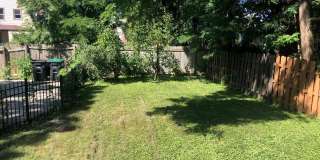 Large House Midtown Gallery 6