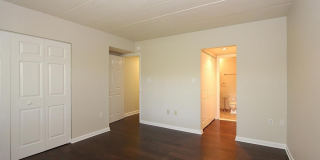 18112 WINDSOR HILL Drive unit: 104A Gallery 30