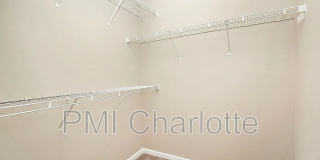 Room in 3 Bedroom Home at Ridge Ave Gallery 19