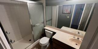 Beautiful 2bed / 2bath condo! Gallery 12