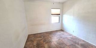 Beautiful 2 Bedroom 1 Bath Home Gallery 5