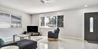 Single Family Home in Non HOA East Boca Raton Gallery 11