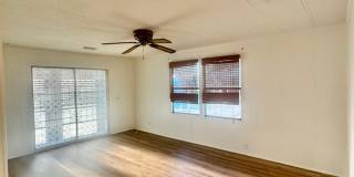 Welcome to your Florida retirement dream in desirable Hollywood Estates. Gallery 21