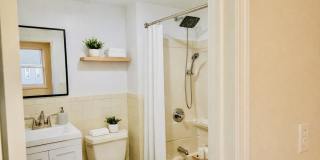 470 Wood Avenue Gallery 6