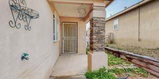 NORTH WEST 3/BD 2/BA 2/CG House Gallery 3