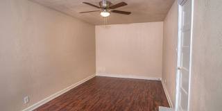 Cozy Remodeled Home Near Downtown Gallery 7