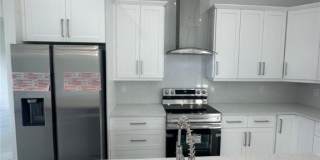 1022 Candlelight Drive Gallery 10