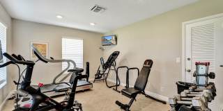 308 GOLFVIEW Road Gallery 32