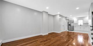 1119 THOMAS Street Gallery 2