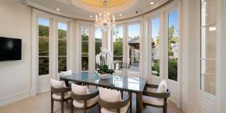 718 N Rodeo Dr Gallery 18