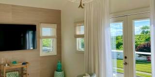 2174 Bay Boulevard Gallery 12