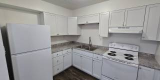 Amazing Fully Remodeled Apartment Gallery 1