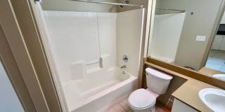 First Hill One Bedroom - Stellar Location! AVAILABLE NOW! Gallery 5