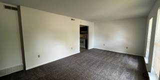 3 Bedroom/1.5 bathroom Duplex Gallery 43