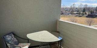 -Executive furnished Top Floor End unit Condo in Louisville Colorado, Beautiful Mt. Views! Gallery 19