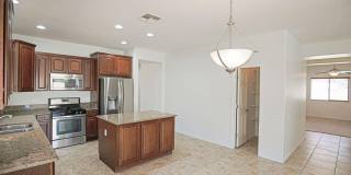 27015 N 52ND Glen Gallery 9
