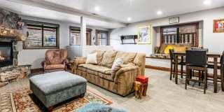 214 Woodside Avenue Gallery 21