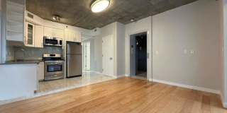 293 Hawthorne Street Gallery 6