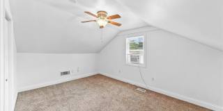 106 S WALNUT Street Gallery 11