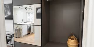 10863 Kling St Gallery 21