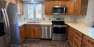 201 Chinquapin Oak Dr Gallery 1