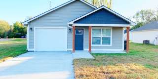 ADORABLE SINGLE FAMILY HOME! BUILT IN 2018! Gallery 1