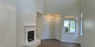 4 Bedroom, 2 Bath, 1992 Square Foot Home Gallery 5