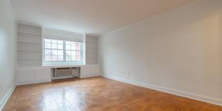 1718 W ABINGDON Drive Gallery 22