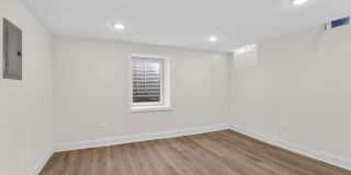 2046 E HUNTINGDON Street Gallery 9