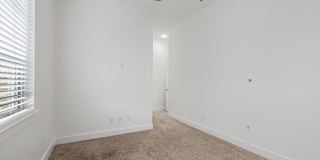 AVAILABLE: 2008 Construction 4 bed / 4 bath Home - Top of the line finishes, 2 car garage Gallery 45