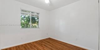 1406 Southeast 26th Court Gallery 13