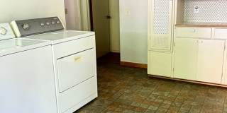 Home in Bremerton close to PSNS. Home in Bremerton close to PSNS. Gallery 17