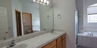 Beautiful South Richland 3-Bedroom Rambler with Open Floor Plan & Spacious Primary Suite! Gallery 22
