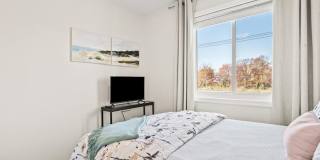 Distinctive Two Bedroom Beauty in Deanwood Gallery 23