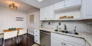 2739 SHERBROOKE Lane Gallery 9