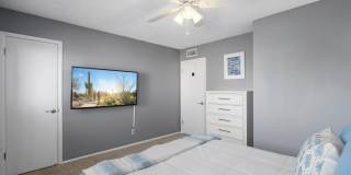 6921 E Osborn Road Gallery 12