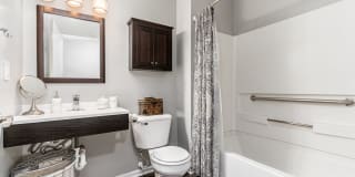 Lake Club at Polaris Gallery 10