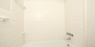 Oakland Gardens Apartments Gallery 14