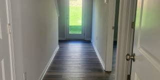 Room in 4 Bedroom Townhome at Castle Loch Ln Gallery 1