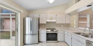8821 Parliament Court, a 3-bedroom, 2-bathroom, pool home Gallery 4