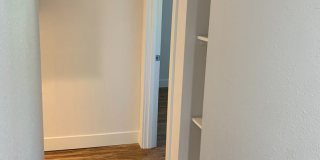 Newly remodeled 1bedroom Gallery 10