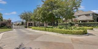 Stunning 3 Bedroom 2.5 Bath Home In Harlan Ranch w/Solar! Gallery 4