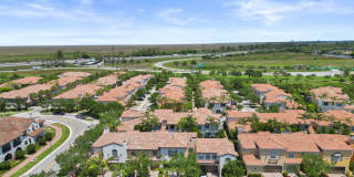 Excellent Townhome at the Terrace in Artesia Gallery 77