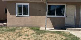 Great 3 Bedroom 2 Bath unit Gallery 1