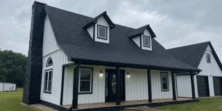 Home on Acreage! Gallery 1